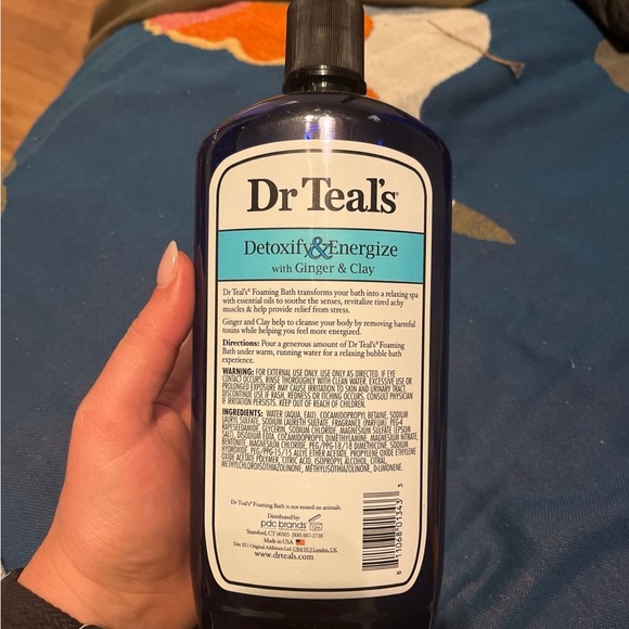 Dr Teal’s Foaming Bath with Pure Epsom Salt - Detoxify & Energize 34 oz - Picture 2 of 2